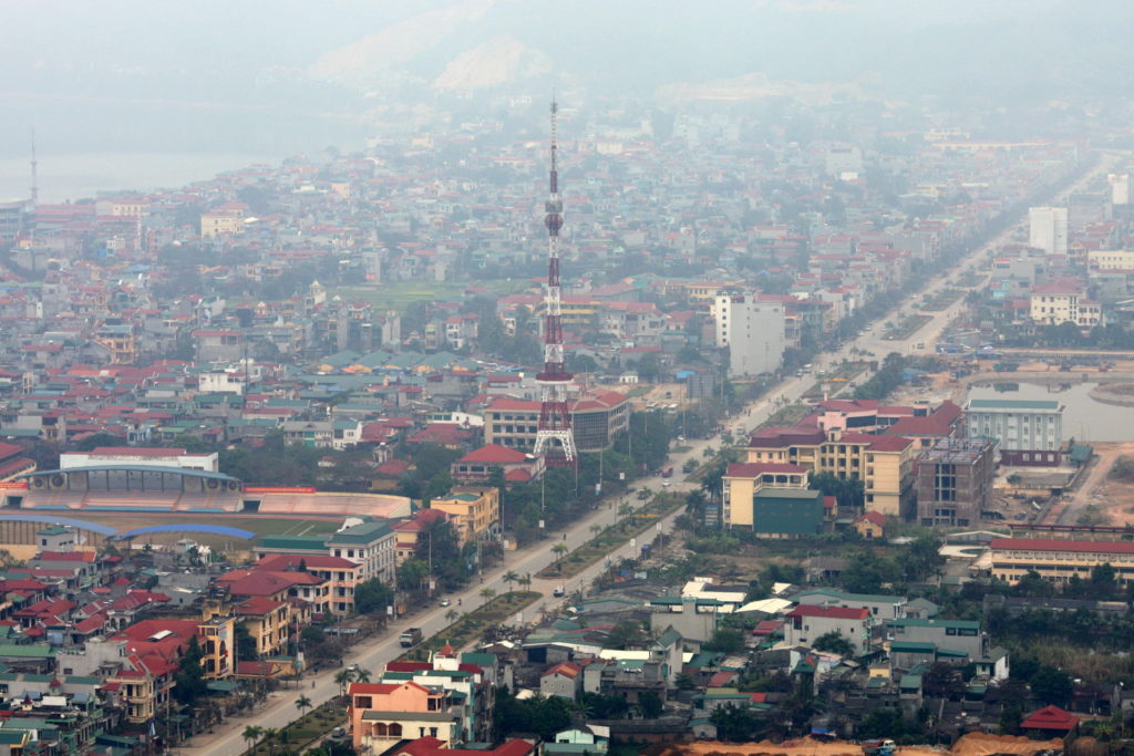 weed in hoa binh, vietnam